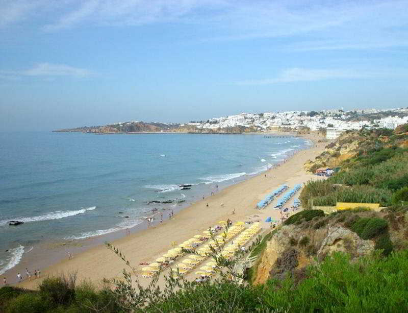 אלבופיירה Apartamentos Praia Do Forte Sao Joao מראה חיצוני תמונה